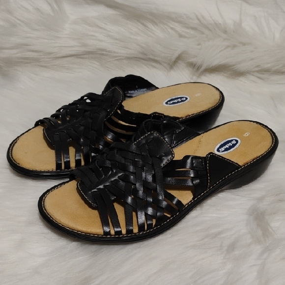 Dr. Scholl's Shoes - (#201) SALE! NWOT Dr. Scholl's Black Strappy Sandals Flat Sole Sz.6
